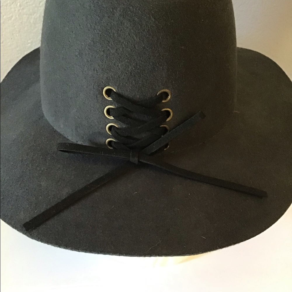 Wool Hat - Picture 2 of 8
